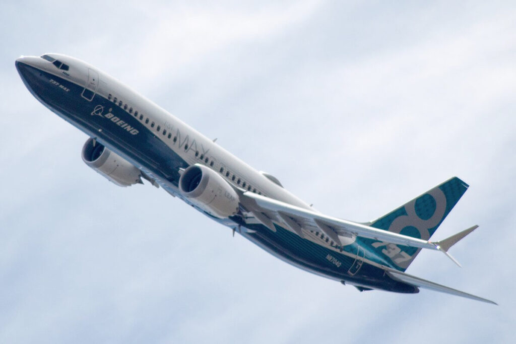 Boeing 737 MAX 8