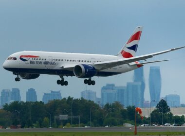 1200px-british_airways_boeing_787-8_g-zbjb.jpg