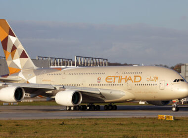 1200px-etihad_airways_airbus_a380-861_at_finkenwerder.jpg