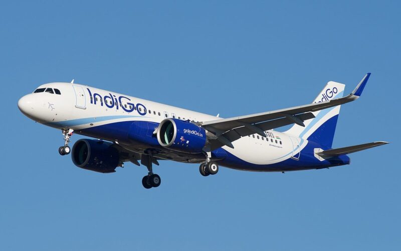 1200px-indigo_airbus_a320neo_f-wwdg_to_vt-iti_28915135713.jpg