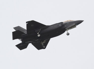 1200px-jasdf_f-35a.jpg