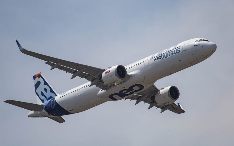 1280px-airbus_a321neo_35121126000.jpg