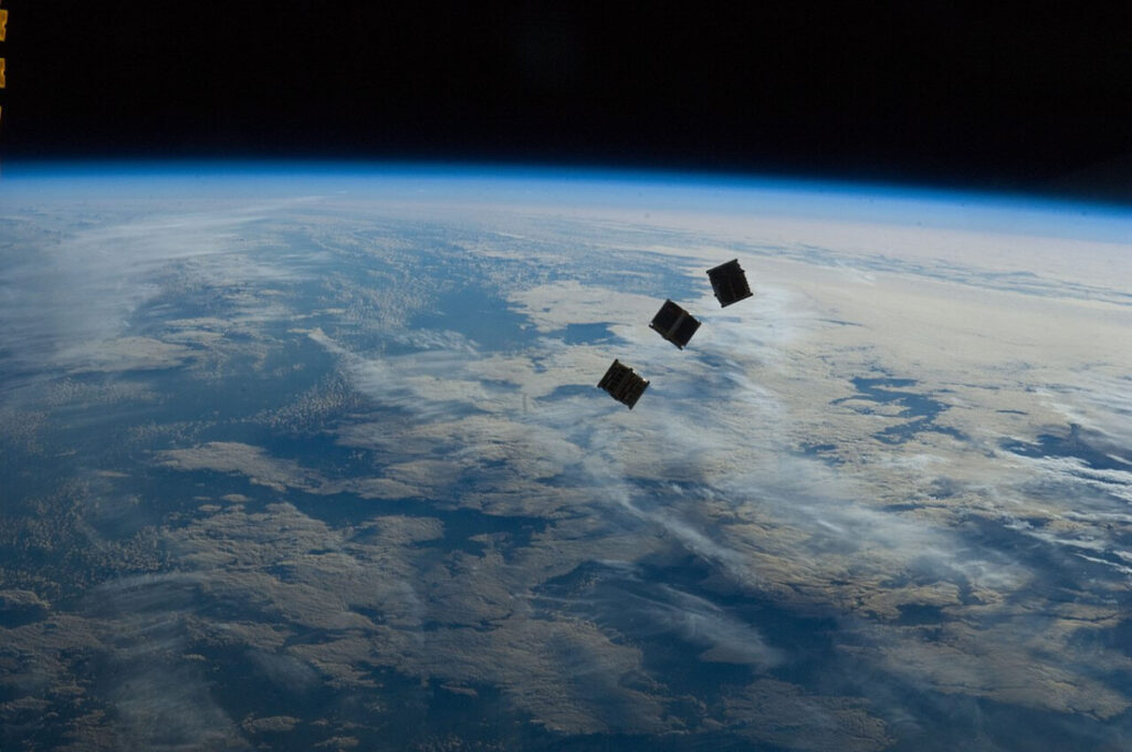 1280px-iss-33_several_tiny_satellites_1.jpg