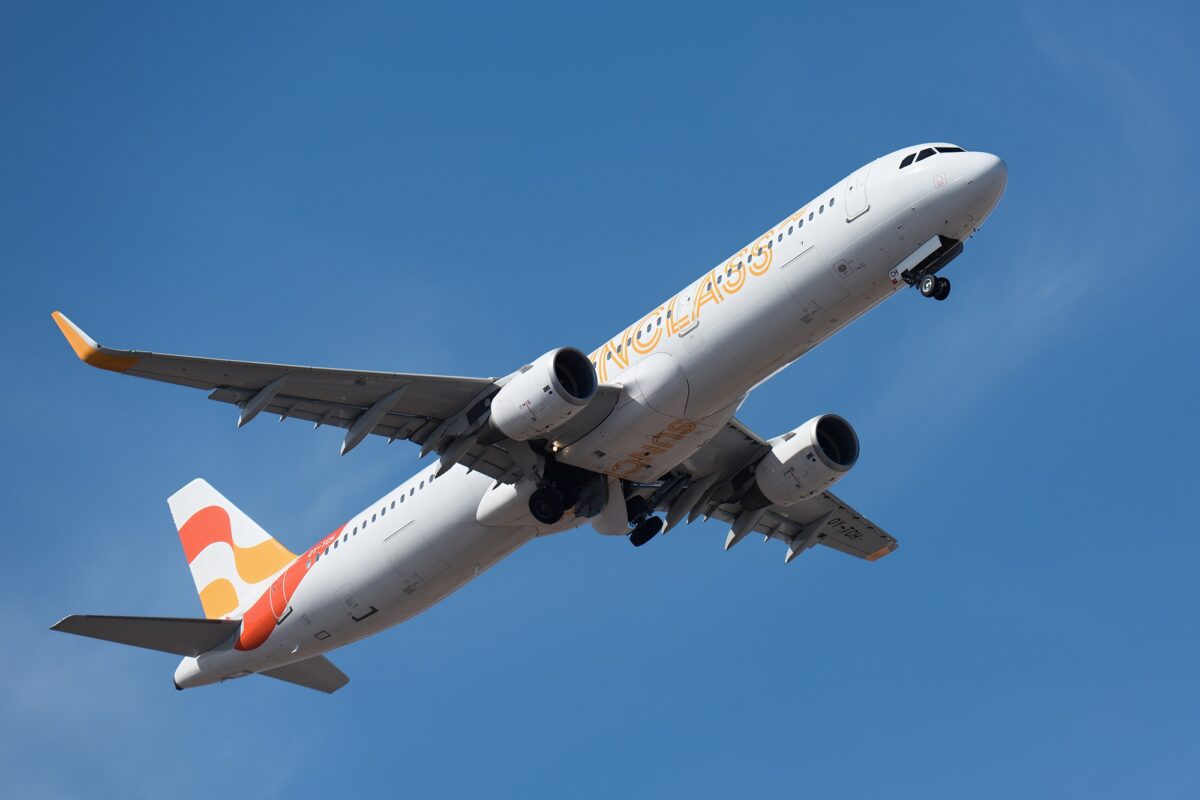 Sunclass Airbus A321 211