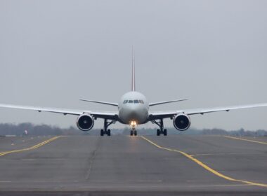 Omni Air International Boeing 767-33A