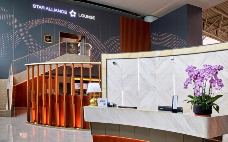 Star Alliance Branded Lounge CAN Guangzhou entrance