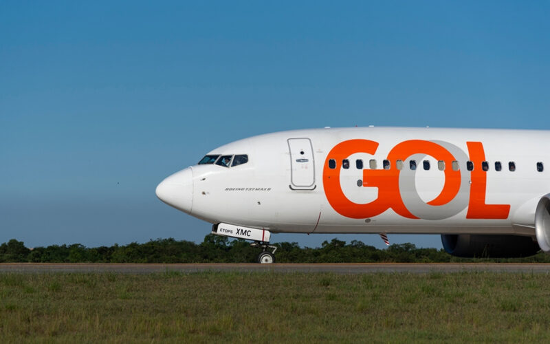 GOL 737