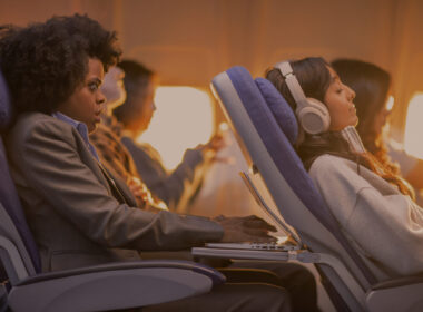 La-Z-Boy petition to ban reclining on airplanes