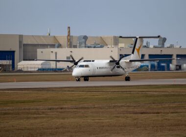 PAL-Airlines-Dash-8-Q400