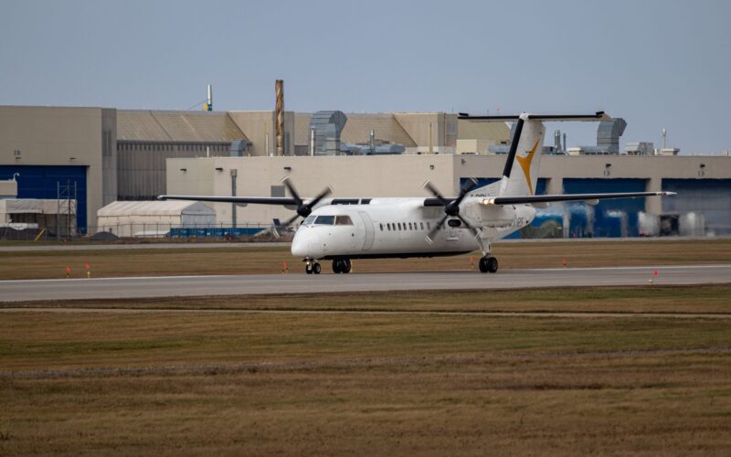 PAL-Airlines-Dash-8-Q400