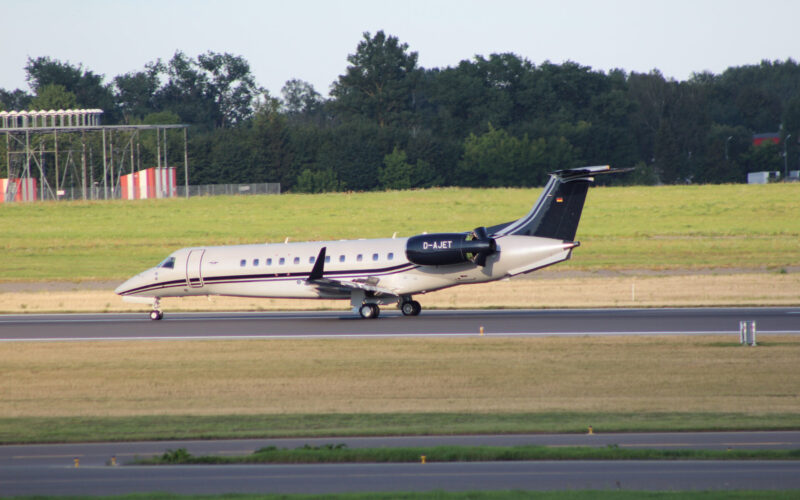 Embraer E135