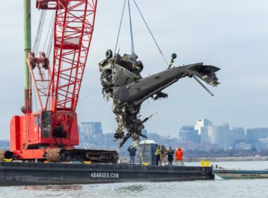 Black Hawk wreckage Washington DC