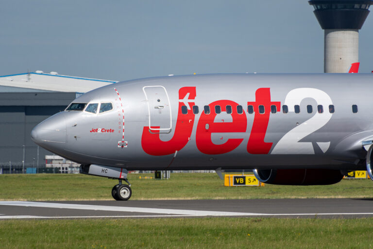 Jet2 737