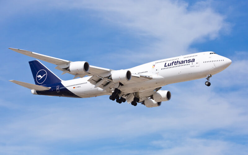 LH 747 8