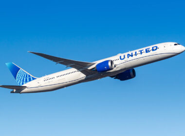 United 787