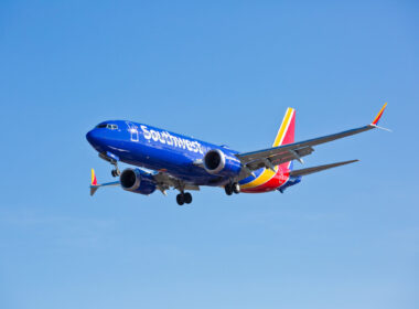 Southwest Airlines 737-800 Max aircraft on final approach at Midway Airport