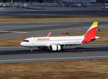 Iberia Airbus A320-251N