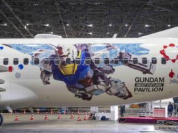 Japan Airlines Boeing 737 800 JAL GUNDAM JET