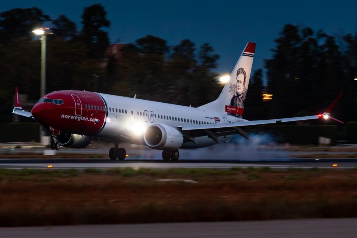 Norwegian Boeing 737 800