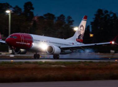 Norwegian Boeing 737-800