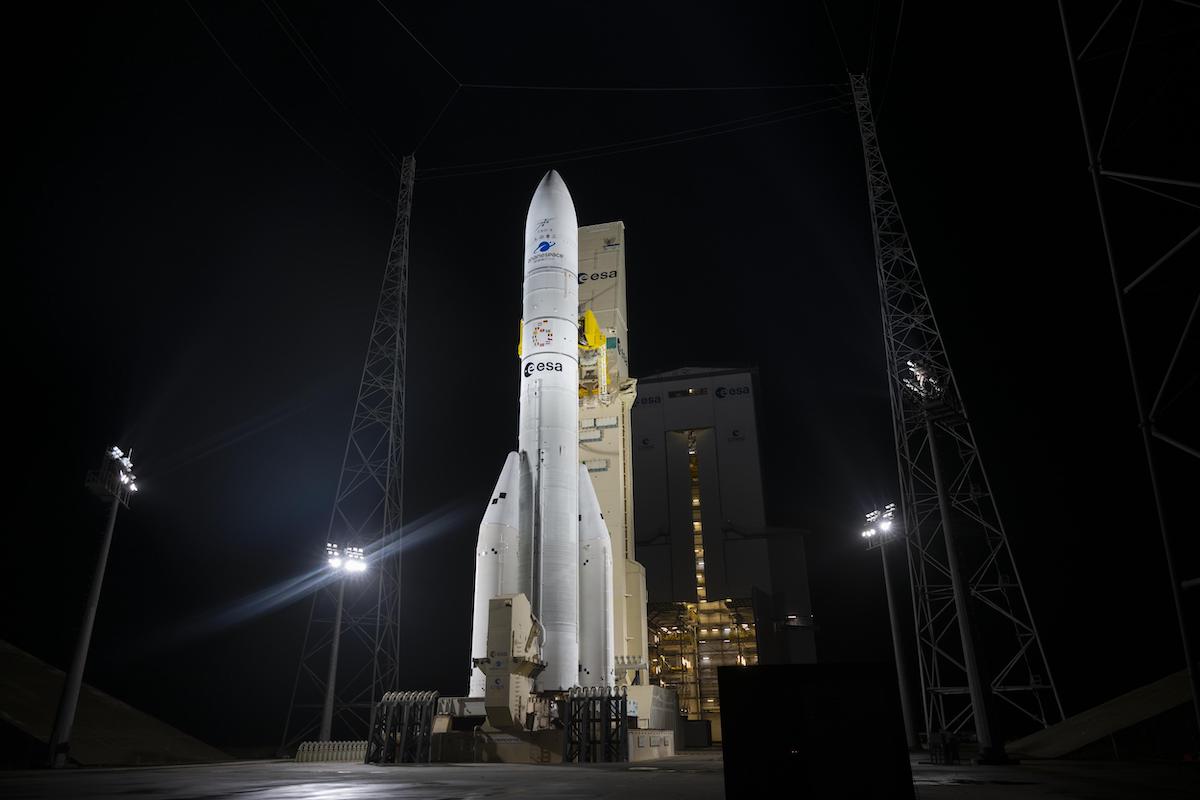 Second_Ariane_6_in_the_spotlights