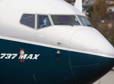 737max-1.jpg