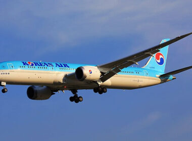 800px-korean_air_lines_boeing_787-9_hl8082_35970528430-1.jpg