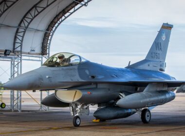 A USAF F-16 Fighting Falcon fighter arrives at Eglin Air Force Base