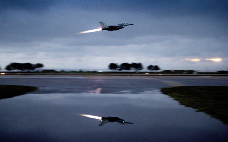 A USAF F-16 fighter jet of the Wolf Pack