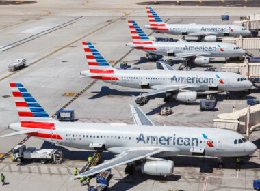 Phoenix,,Arizona,,April,8,,2019:,American,Airlines,Airbus,A320