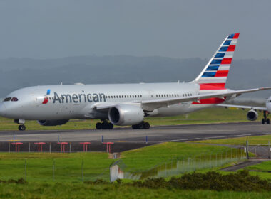 AA 787