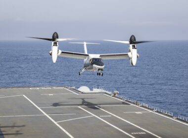 Leonardo AW609 flight trials on ITS Cavour