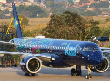 Embraer,E195,E2,-,Azul,Linhas,Aéreas,At,Campinas,Airport,