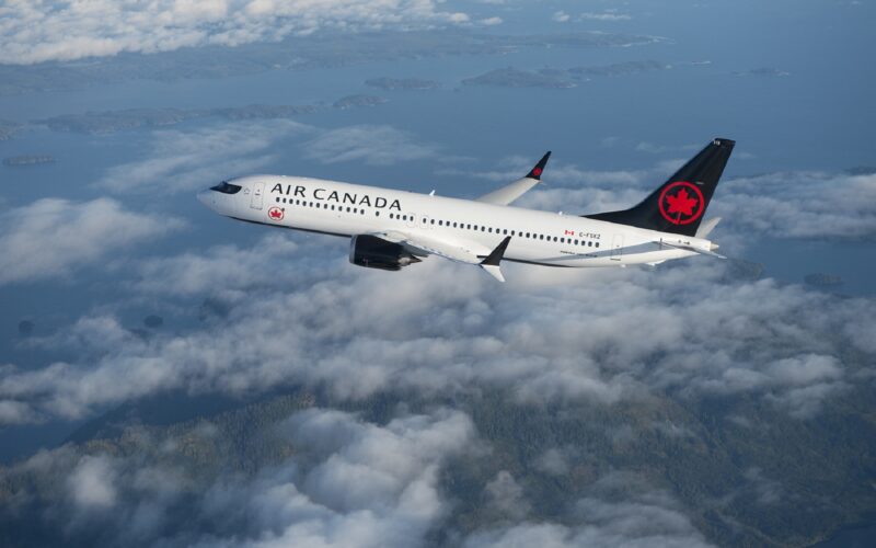 Air Canada Boeing 737 MAX 8