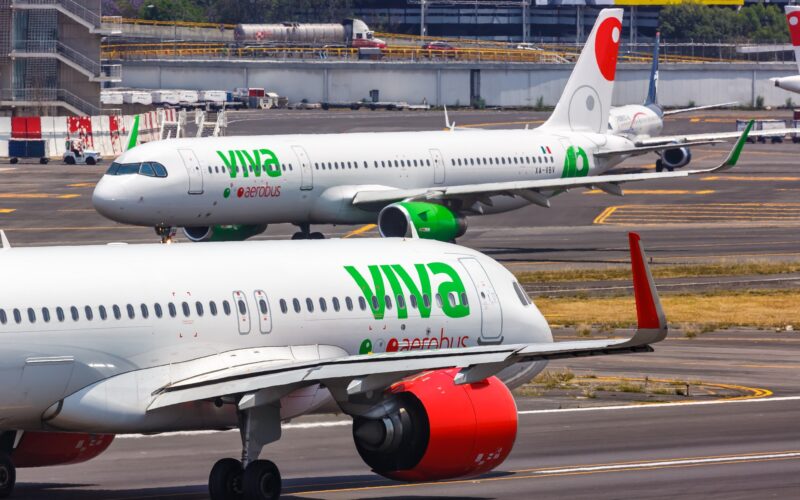 Airbus A320 Mexican low cost carrier Viva