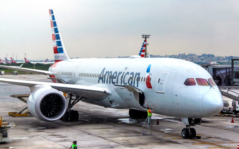 American Airlines pushed by record revenues in Q4 2022 announced a full year profit