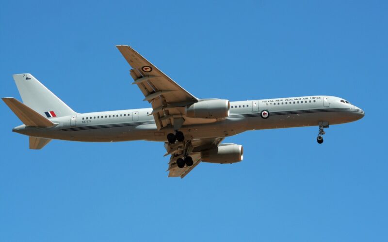 Boeing 757 2K2 New Zealand Royal Air Force