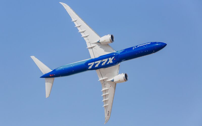 Boeing quietly stretched the 777X 8