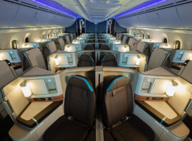 Boeing 787 Hawaiian Airlines suites