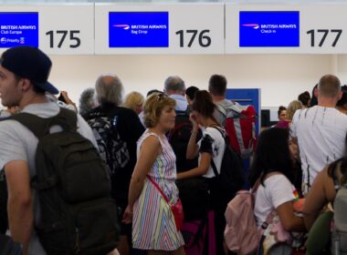 British Airways is facing mounting delays on transatlantic flights due to a third-party software issue