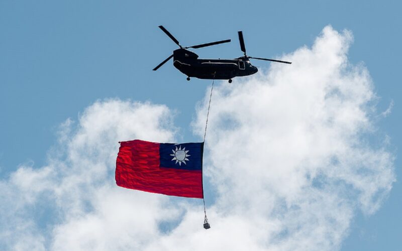 CH 47 with a national flag of the Republic of China