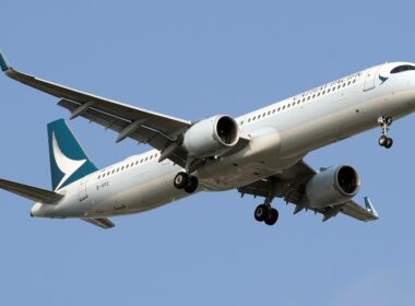 Cathay,Pacific,Airbus,A321,Landing,At,Suvarnabhumi,Airport,Bangkok,Thailand.