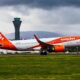 Easyjet Landing at Edinburgh Airport