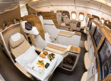 Emirates B777 business class new