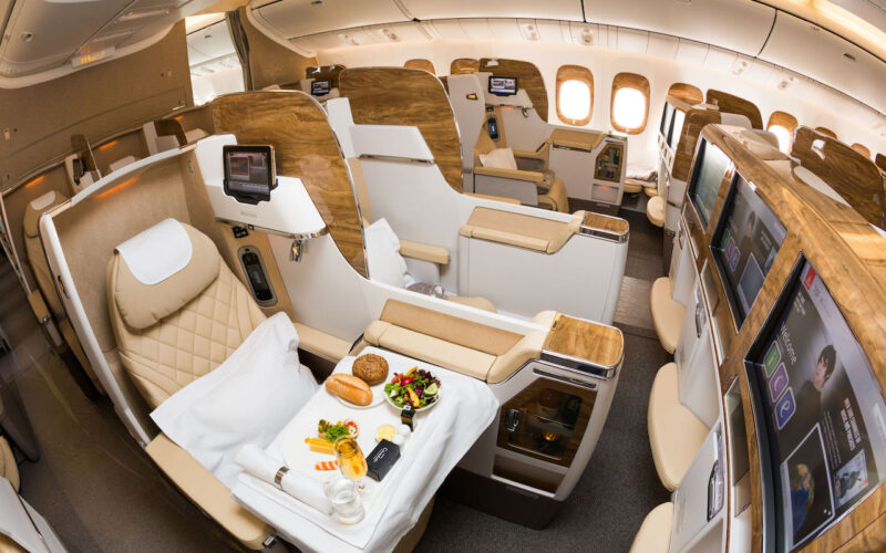 Emirates B777 business class new