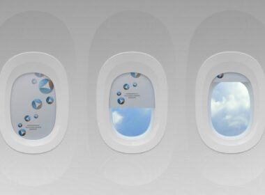 Emirates aerBlade window shade