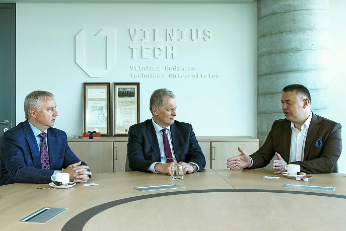 FL TECHNICS invests in future talents by granting new scholarships for VILNIUS TECH students (2)