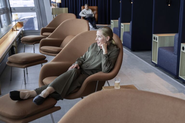 Finnair Lounge