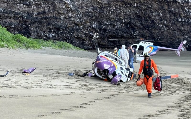 Honopu Beach Hawaii helicopter crash