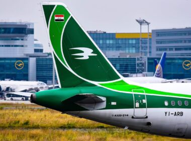 Iraqi Airways tail